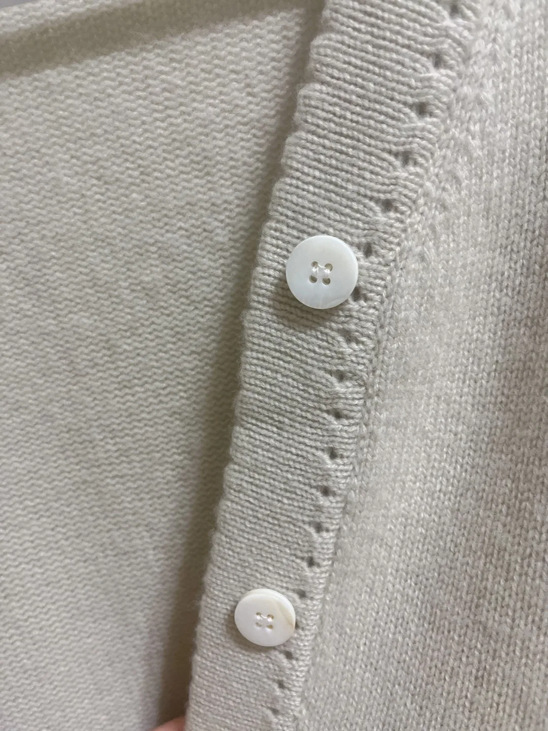 Cashmere Cardigan Sweater image indicator(3)