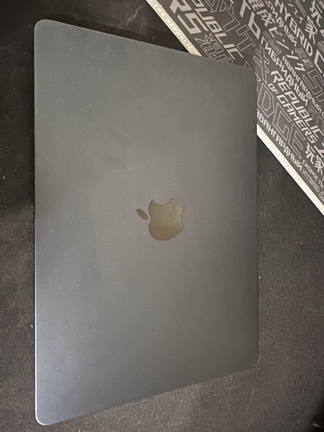 MacBook Air M2 2022 - 8GB RAM - 256GB Storage - photo 3