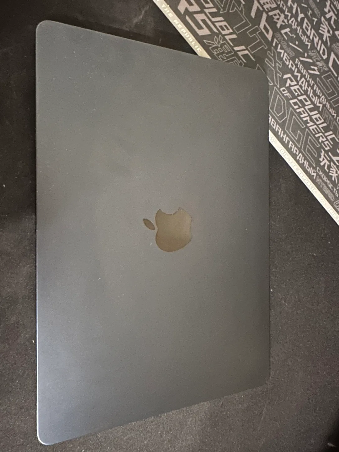 MacBook Air M2 2022 - 8GB RAM - 256GB Storage image indicator(3)