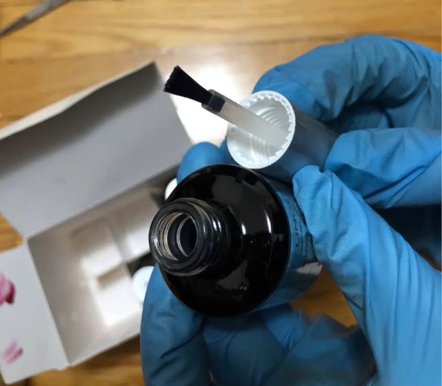 Bulk gel top coat + 4 empty bottles image indicator(2)