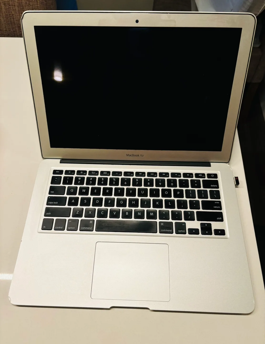 MacBook Air 13-inch Mid 2012 - 240GB SSD - macOS Catalina image indicator(2)