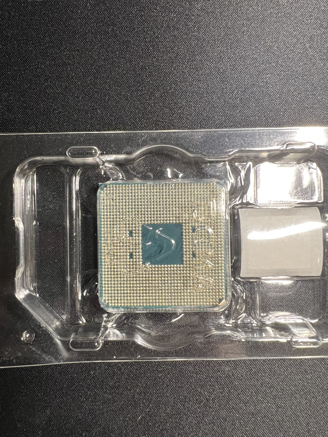 AMD Ryzen 5 3600 CPU with Wraith Stealth Cooler - photo 2