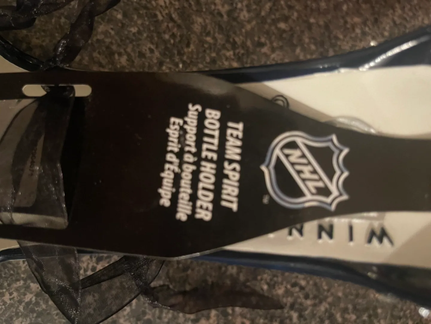 Winnipeg Jets NHL Team Spirit Bottle Holder Shoe image indicator(4)