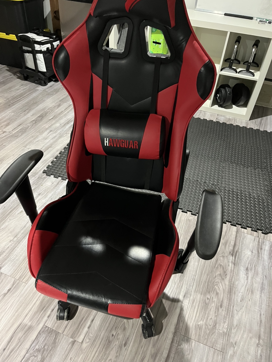 HAWGUAR Red and Black Gaming Chair small damage to arm