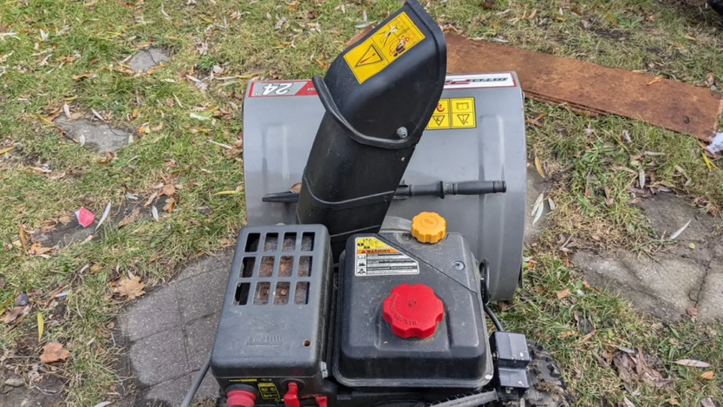 24" Snow Joe Snowblower - Electric Start image indicator(7)