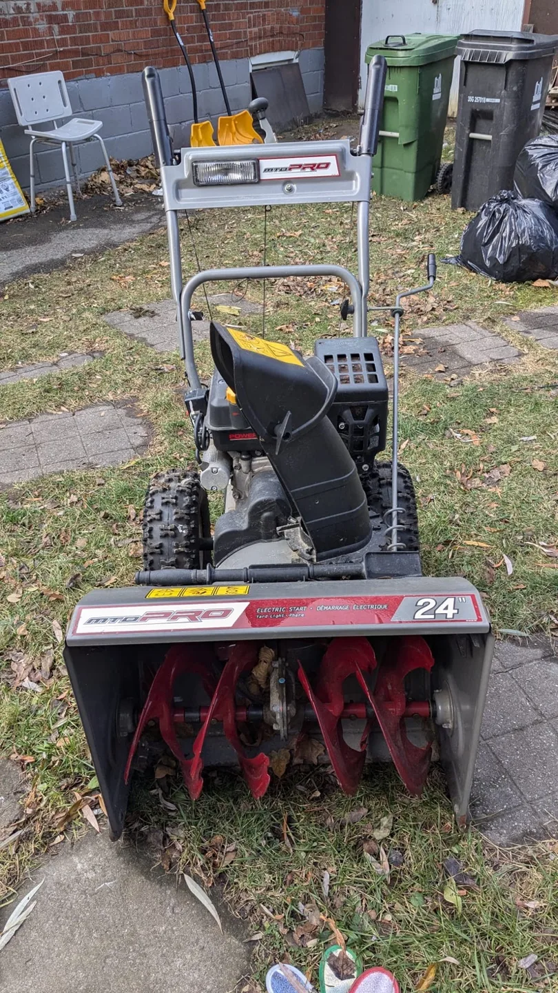 24" Snow Joe Snowblower - Electric Start image indicator(4)