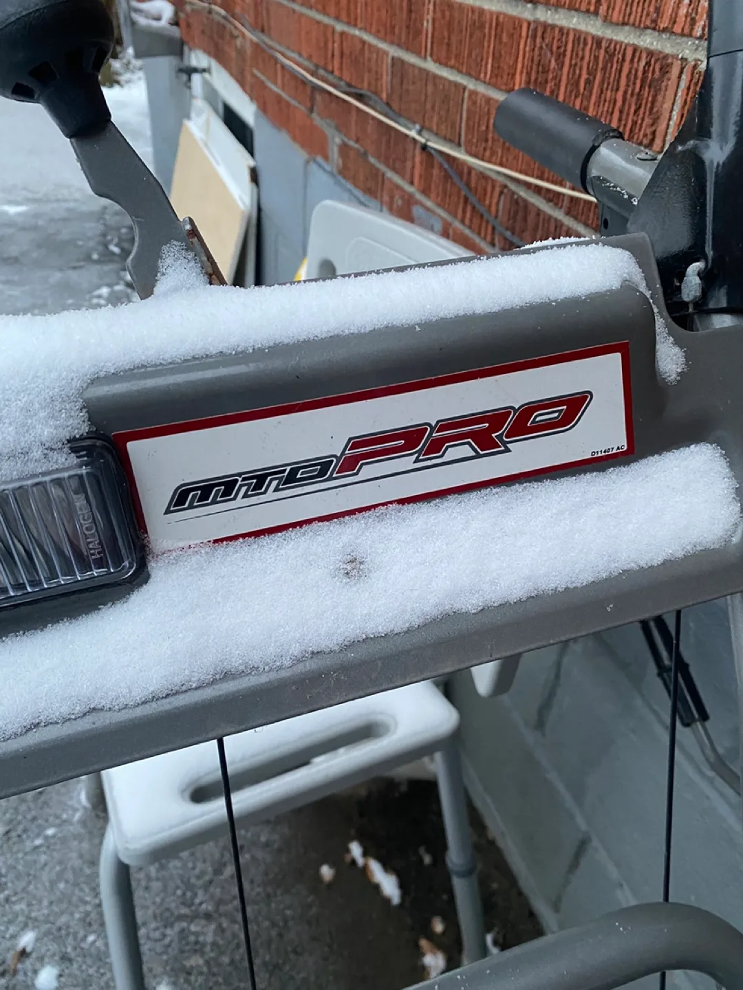 24" Snow Joe Snowblower - Electric Start image indicator(10)