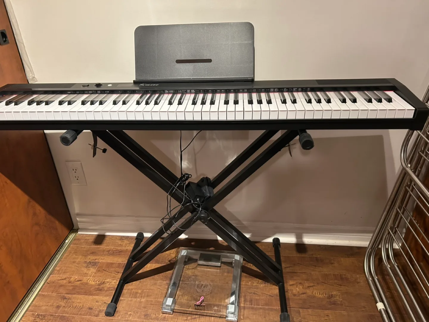 Kmsie 88 Key Electronic Keyboard with Stand and Power Supply image indicator(4)