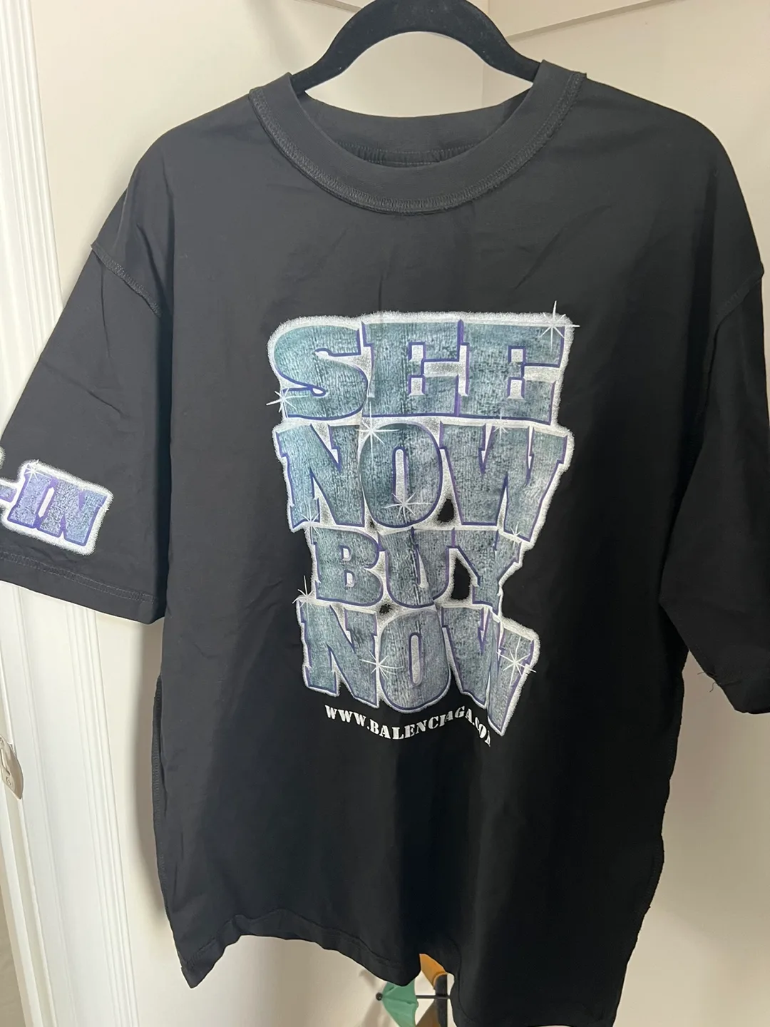 Balenciaga Black T-Shirt Size Large image indicator(5)