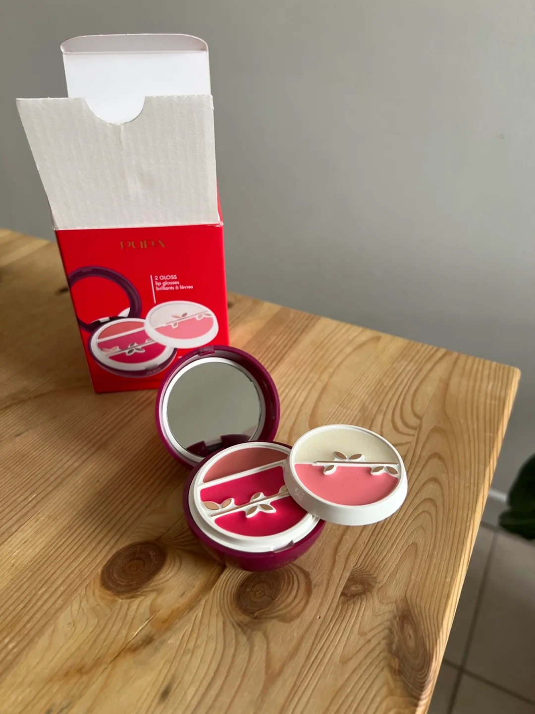 Pupa Owl Make-Up Kit - Brand New image indicator(10)