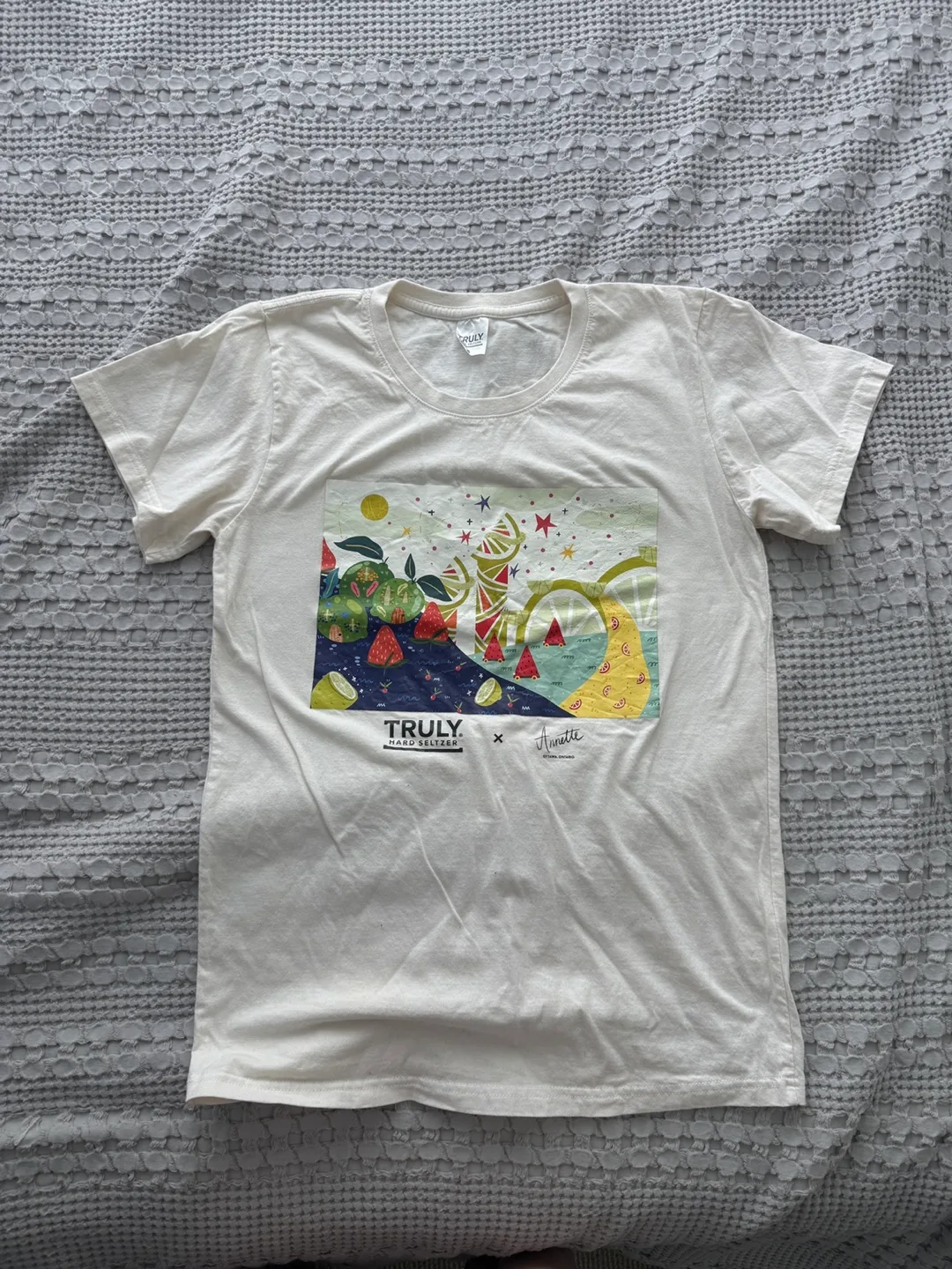 Truly Hard Seltzer x Annette T-Shirt - Size Small thumbnail