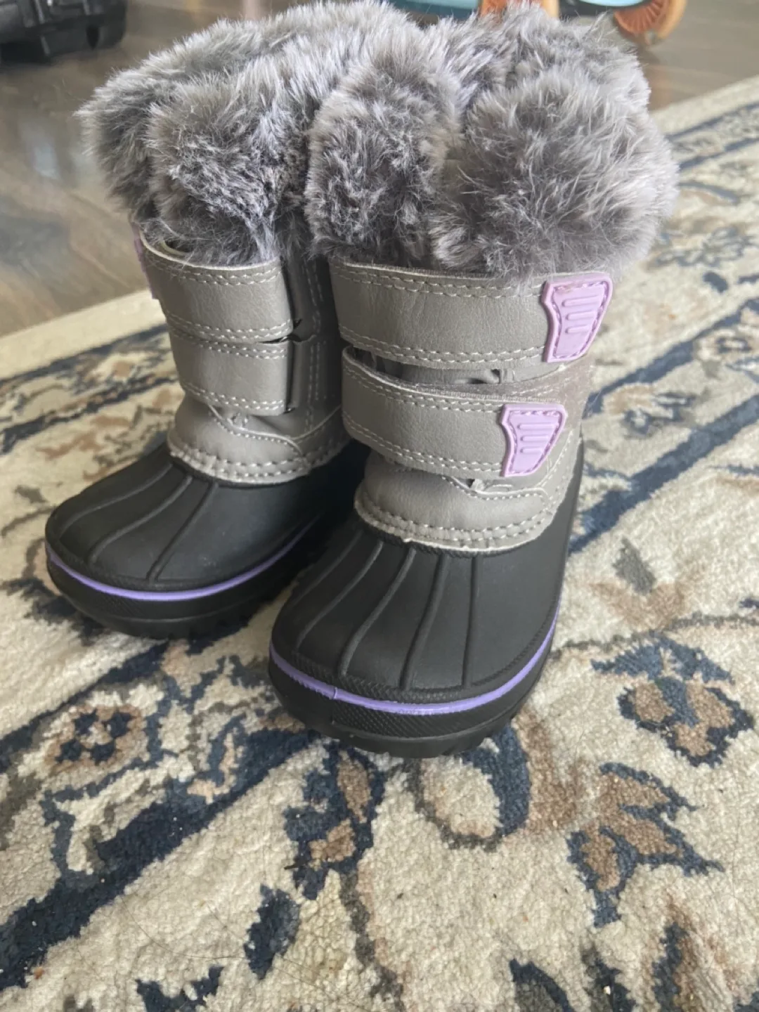 Kids' Grey Winter Boots Size 6 thumbnail