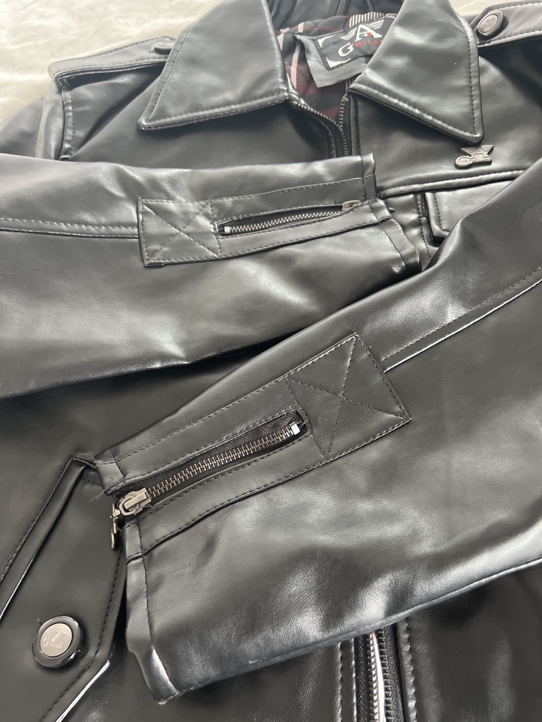 Men's Black Leather Jacket - photo 3