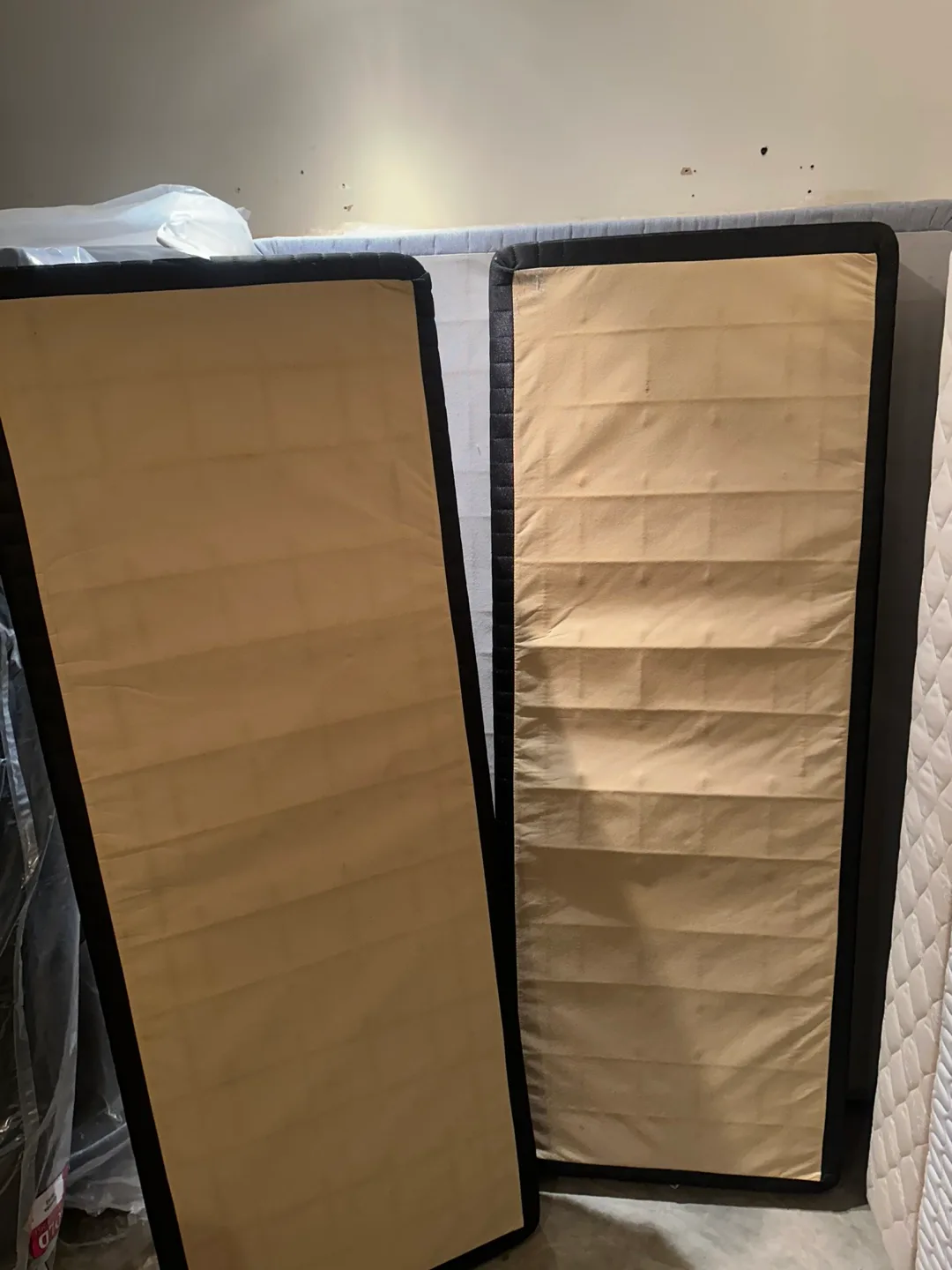 Queen split box spring image indicator(2)