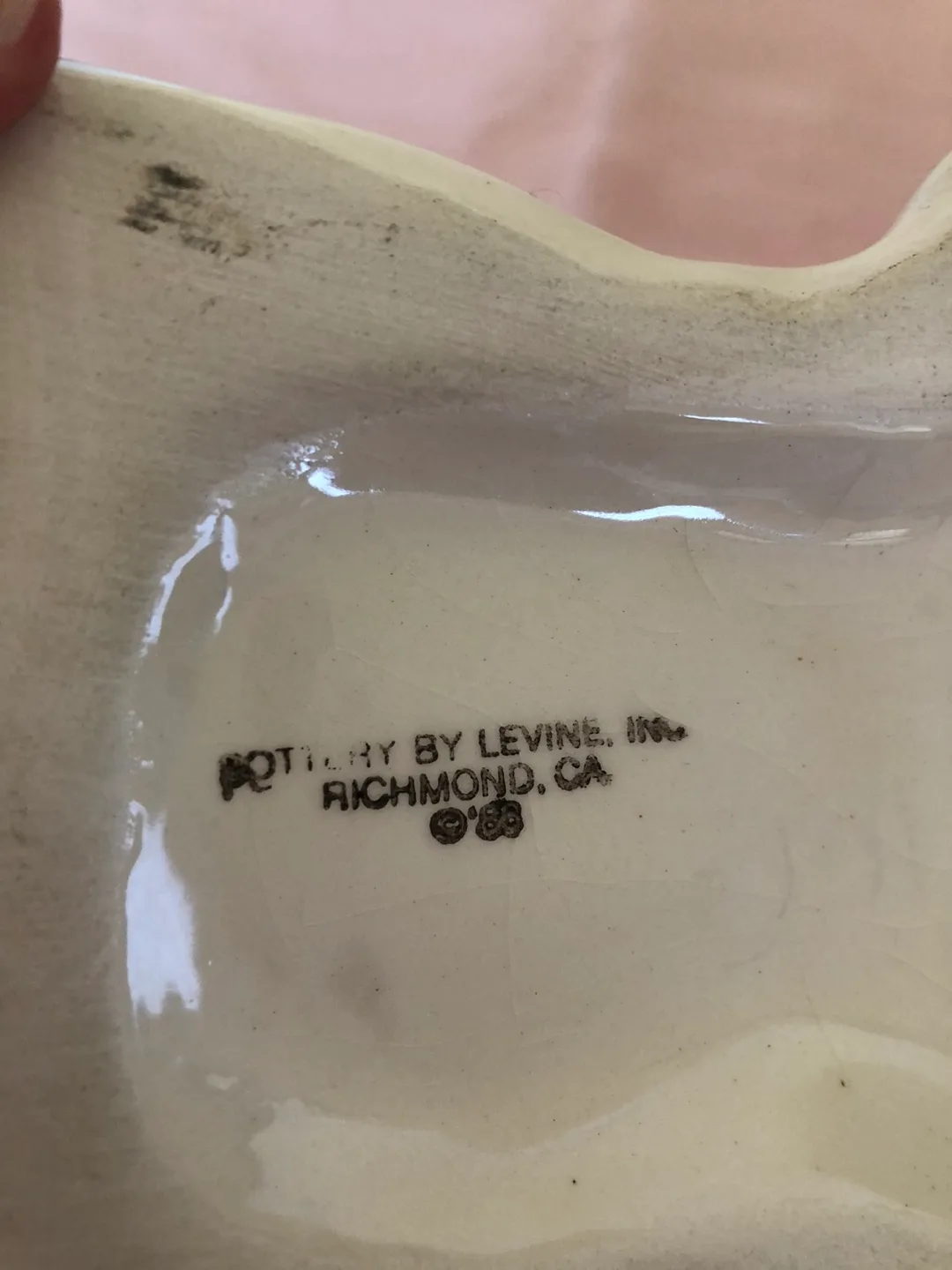 Vintage Pottery by Levine  - Ceramic Bunny Pot Potpourri image indicator(4)