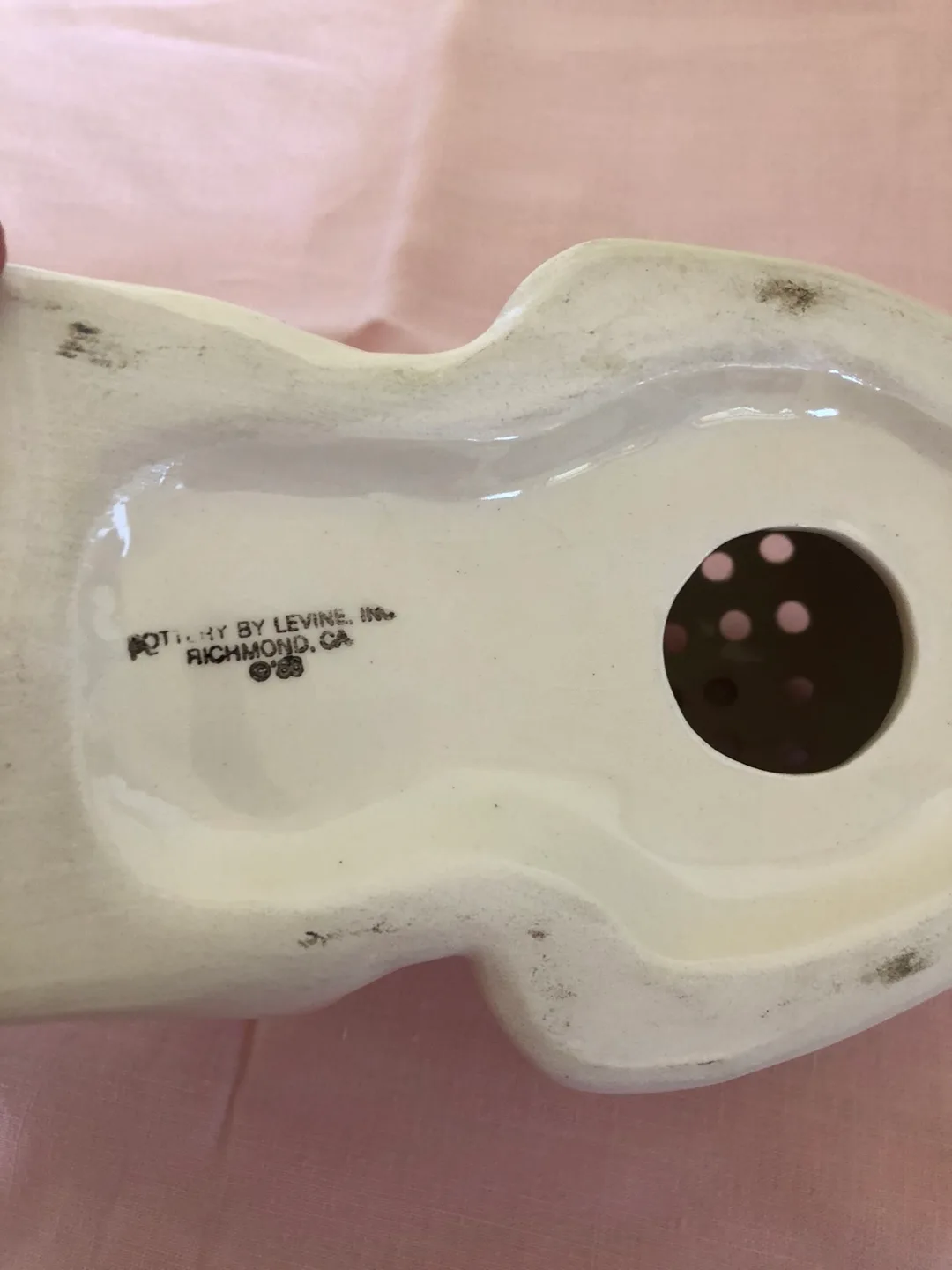 Vintage Pottery by Levine  - Ceramic Bunny Pot Potpourri image indicator(5)