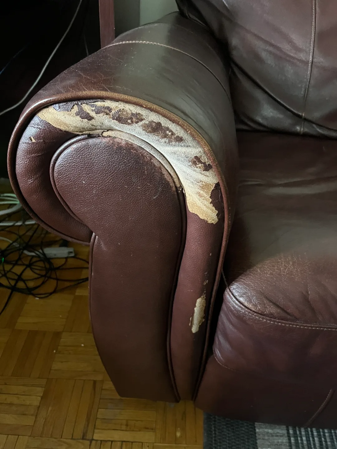 FREE Couch and Chair image indicator(6)