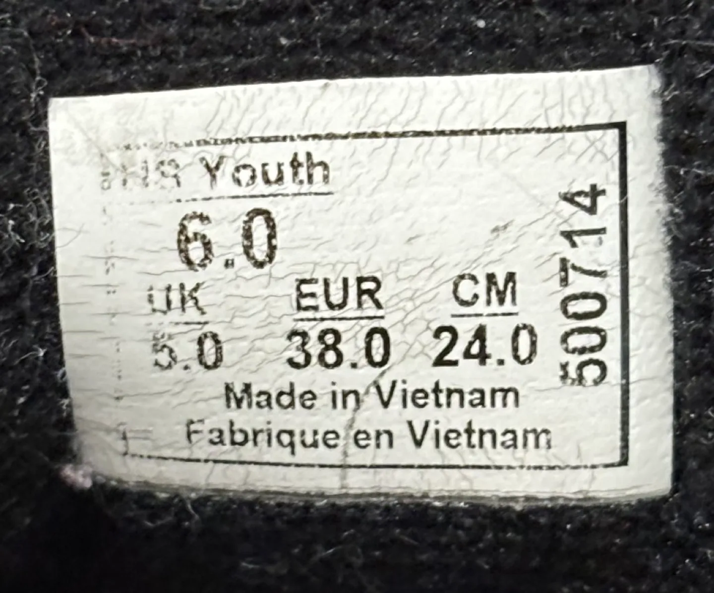 Vans Youth Size 6.0 Black Suede Sneakers image indicator(5)