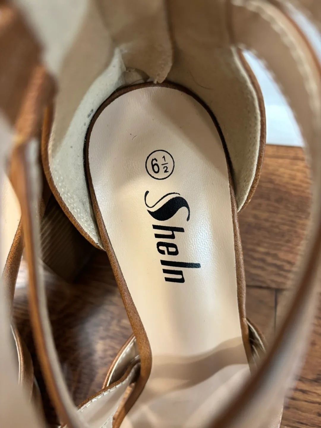 SHEIN Brown Leather Block Heel Sandals image indicator(6)