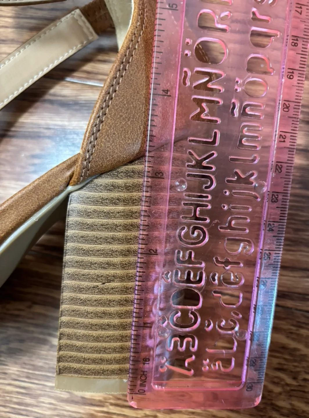 SHEIN Brown Leather Block Heel Sandals image indicator(7)