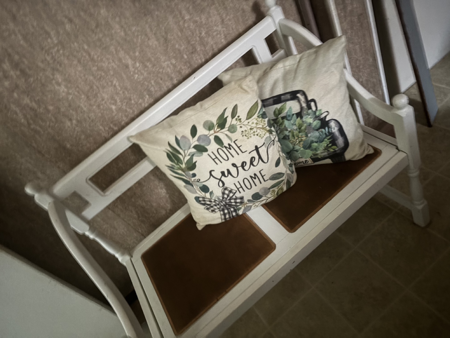 Bench - photo 2