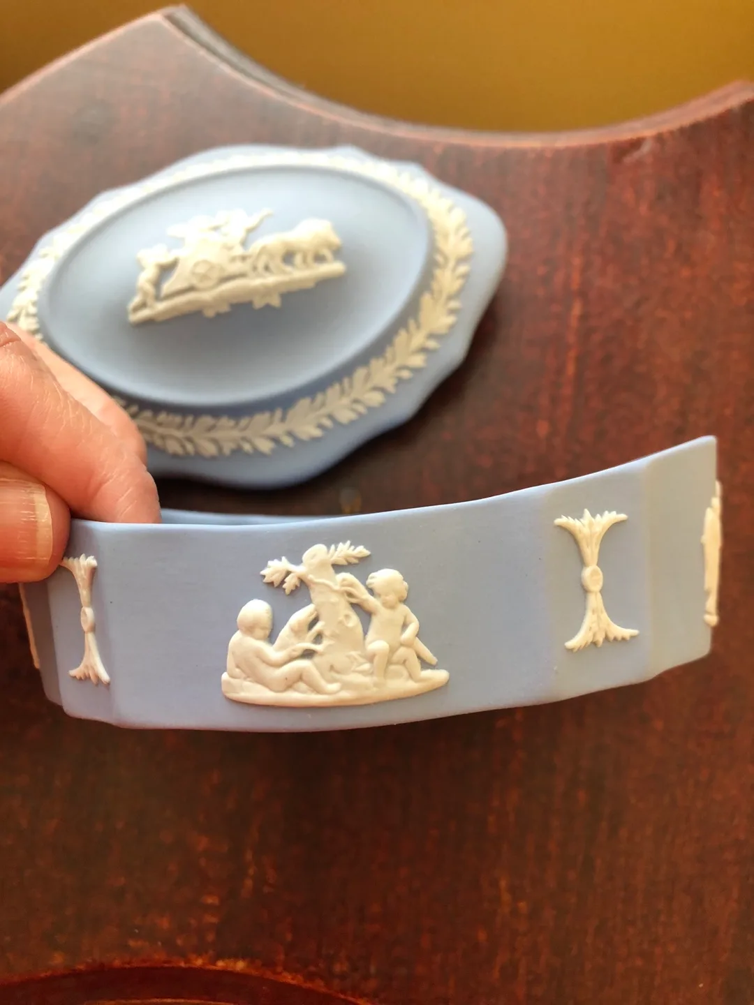 VINTAGE Wedgwood Blue Jasperware Trinket Box image indicator(4)