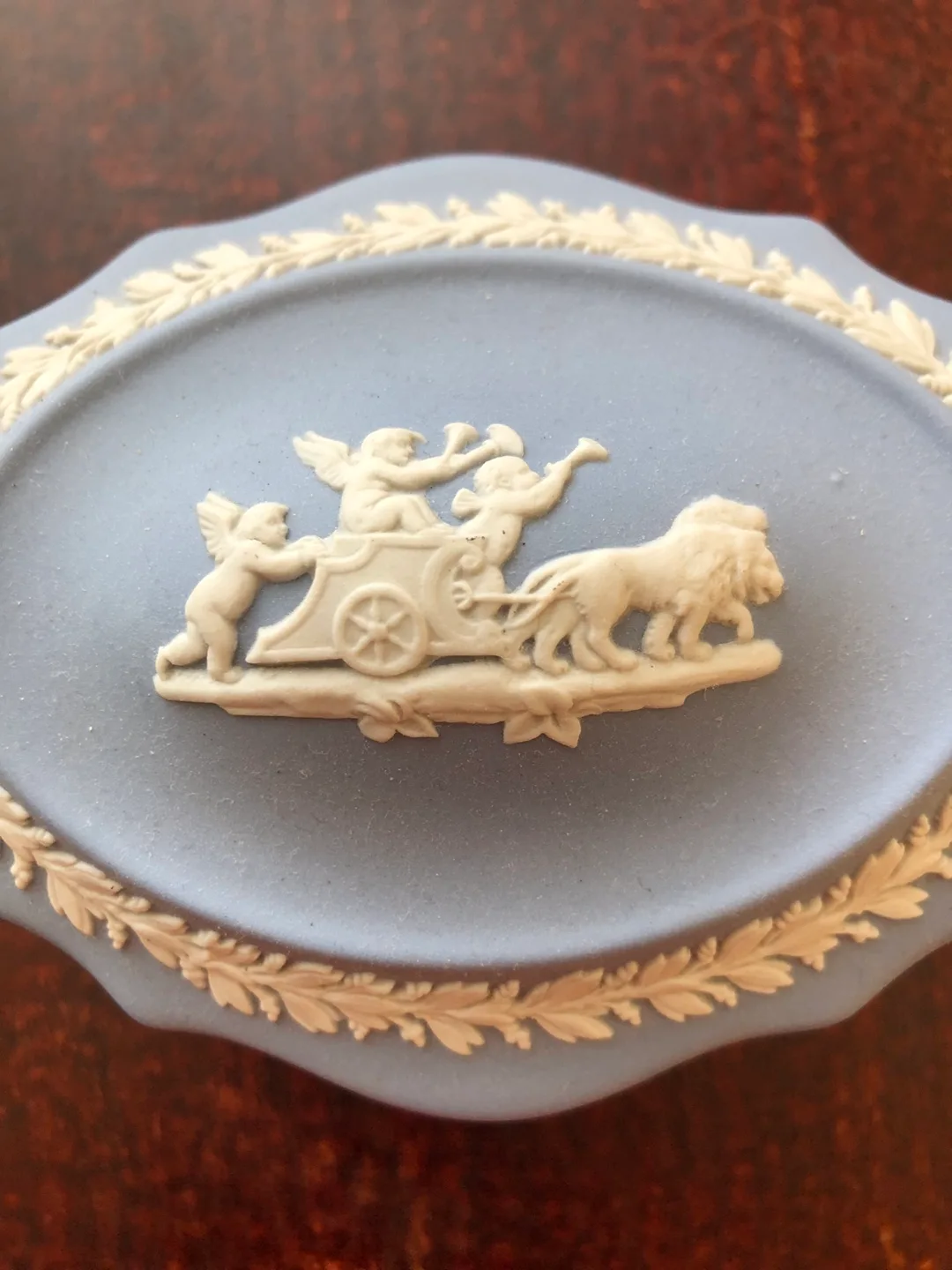 VINTAGE Wedgwood Blue Jasperware Trinket Box image indicator(2)
