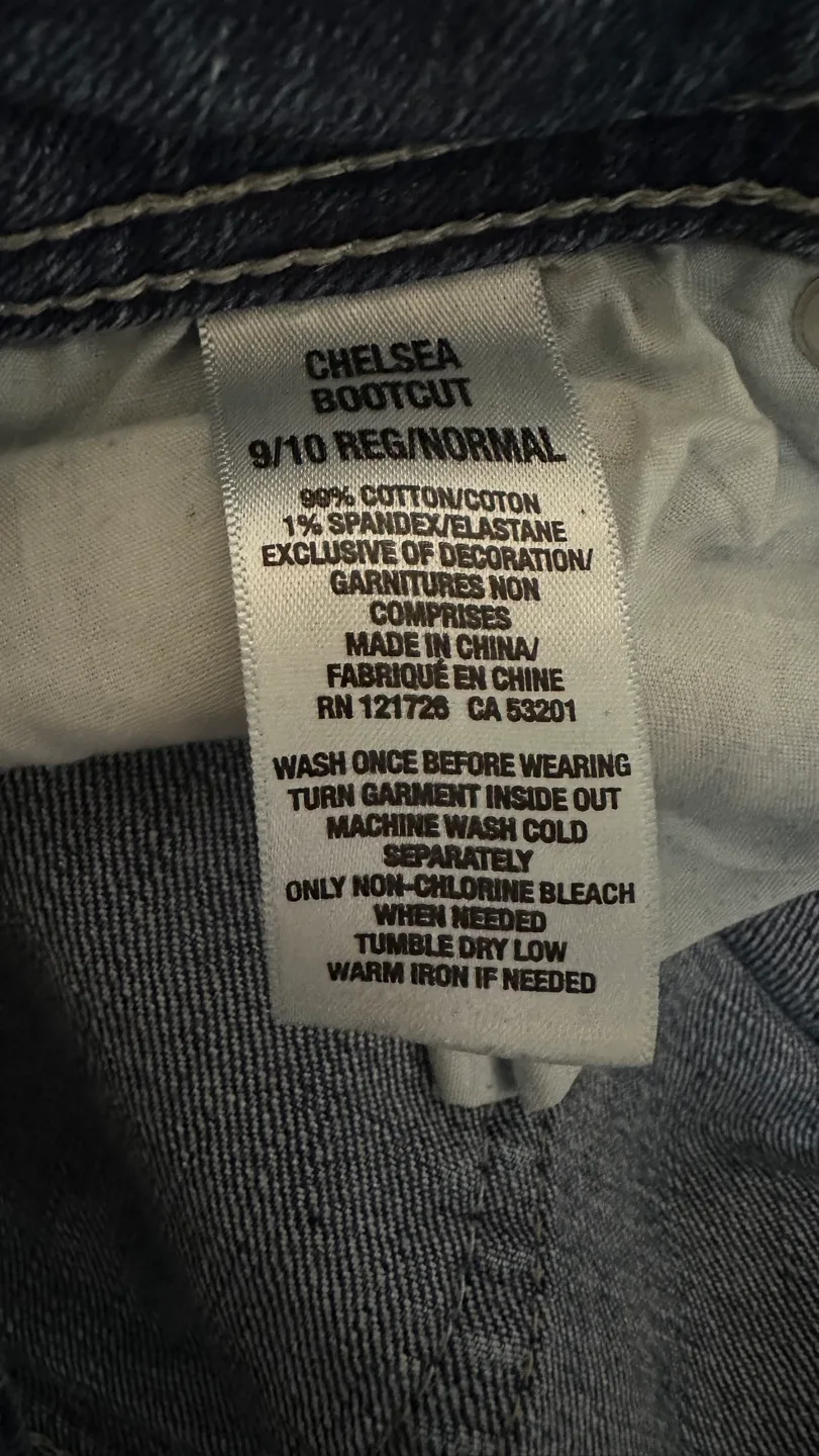 Aeropostale Chelsea Boot Cut Medium Wash Sz 9/10 Reg image indicator(7)