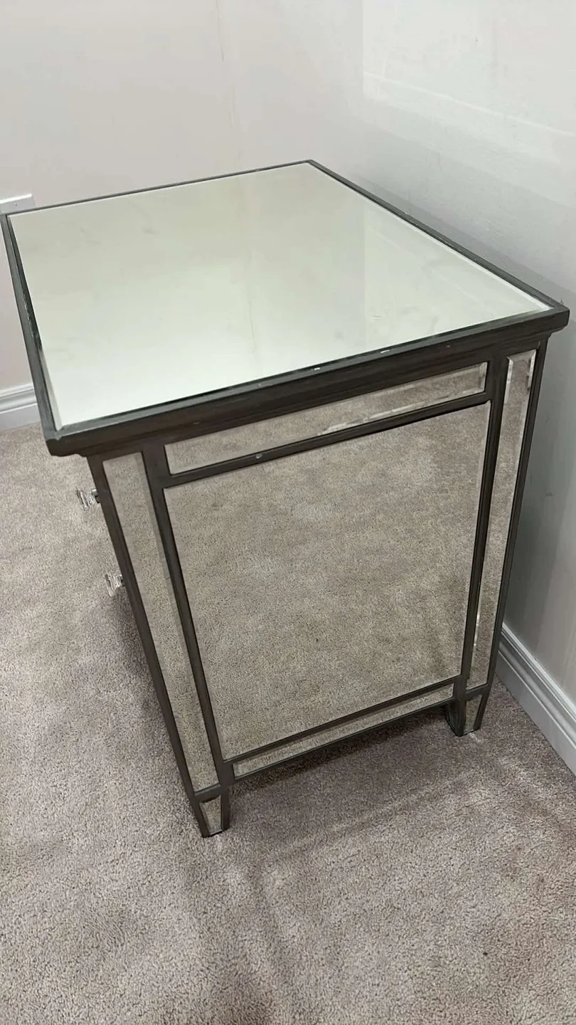 Mirrored Nightstand set of 2 for $350 image indicator(5)