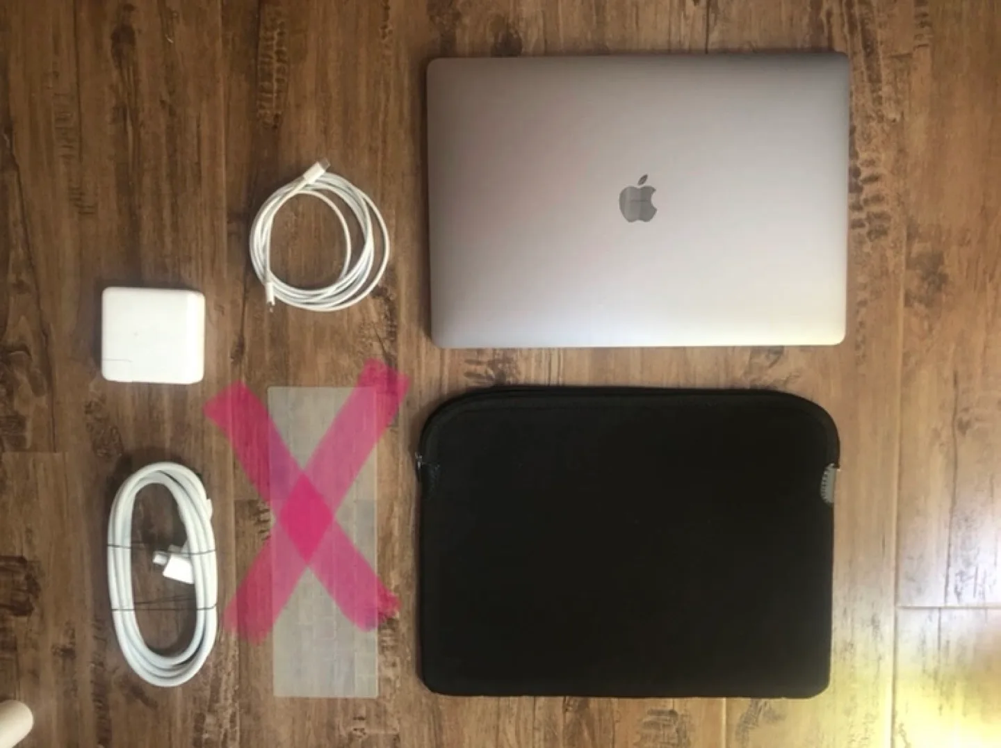 15-inch MacBook PRO, Core i7, 16GB Memory, 512GB SSD image indicator(4)