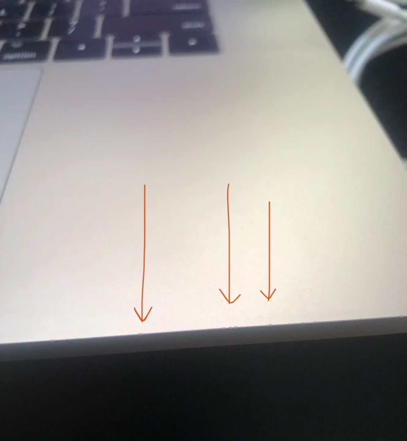 15-inch MacBook PRO, Core i7, 16GB Memory, 512GB SSD image indicator(5)