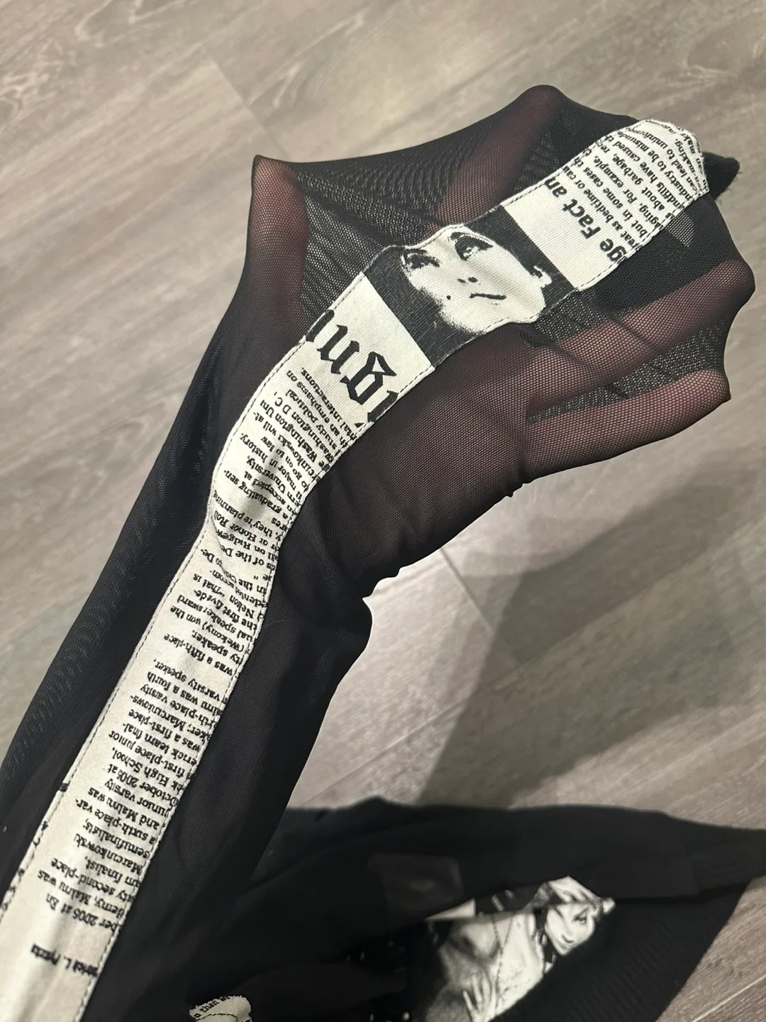 John Galliano Shirt Sweater Size Small Gazette image indicator(4)