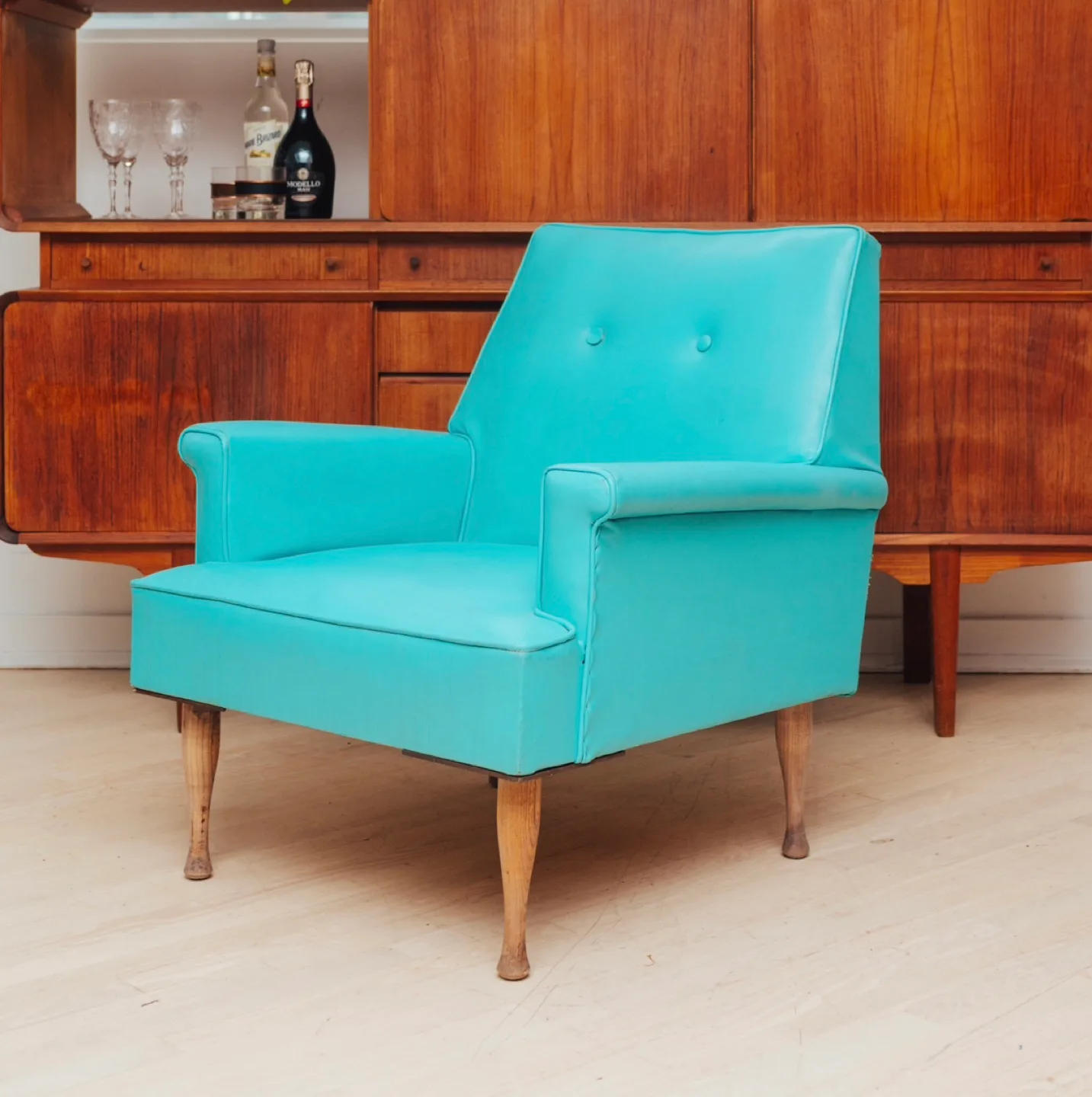 ‘Mad Men’ Aqua Vintage Arm Chair 💙 GROOVY thumbnail