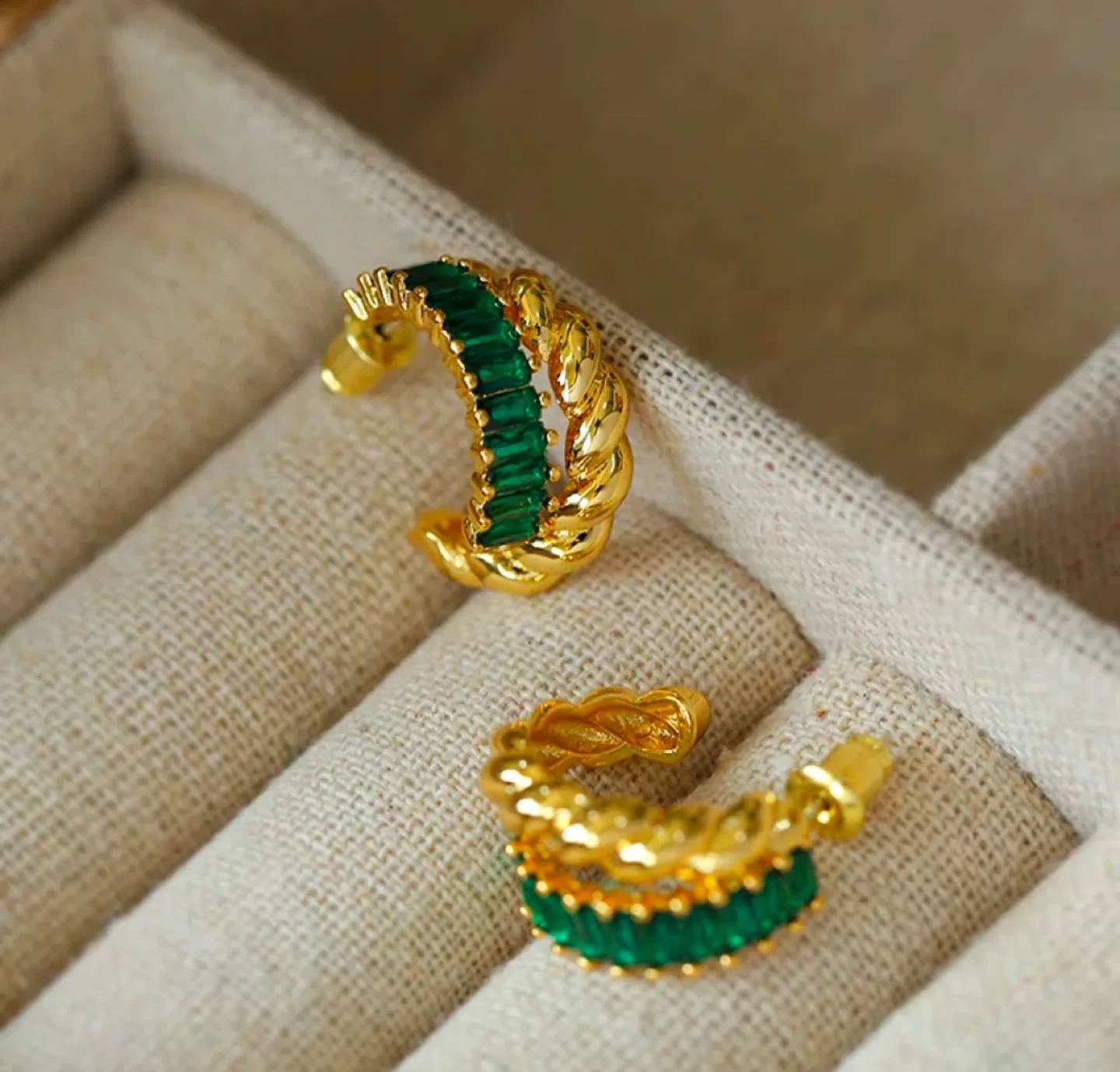 18K Gold plated Emerald Green Crystal Huggie Earrings image indicator(3)