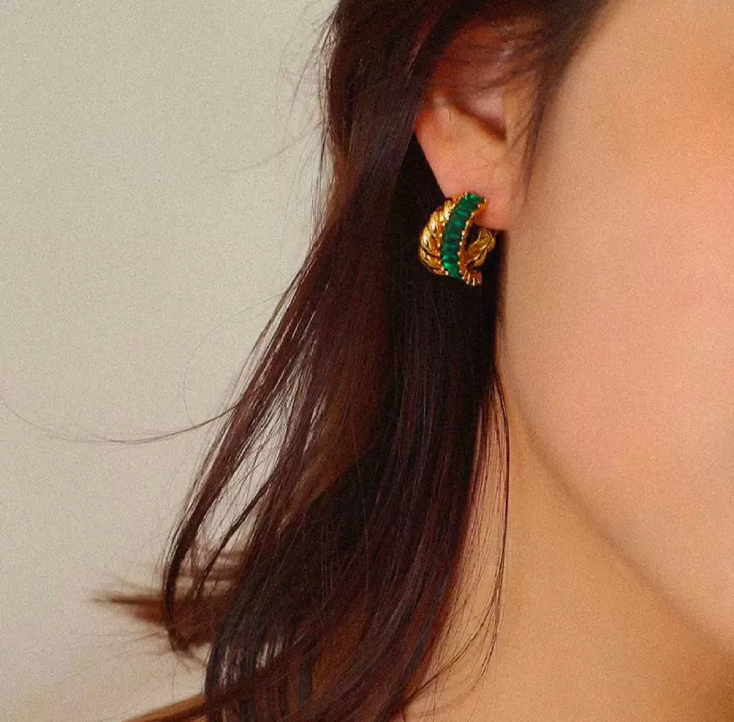 18K Gold plated Emerald Green Crystal Huggie Earrings image indicator(2)