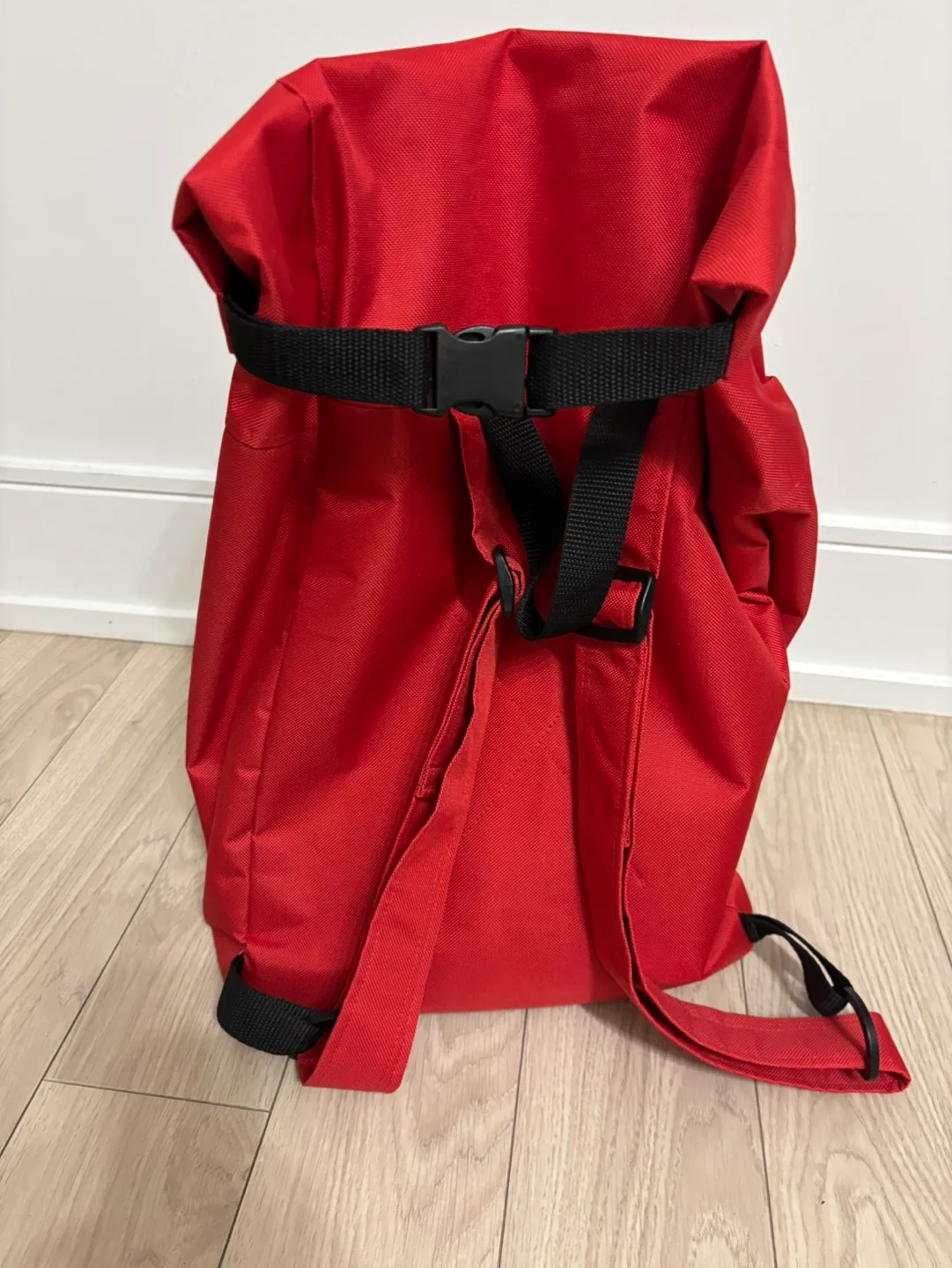 MRY MTL Red Portree Backpack image indicator(4)