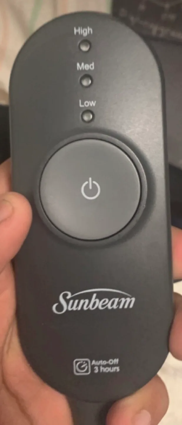 Sunbeam Heated Throw Blanket with Remote image indicator(2)