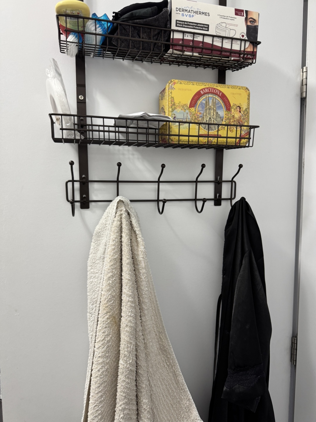 Over-the-door organizer with hooks - photo 2