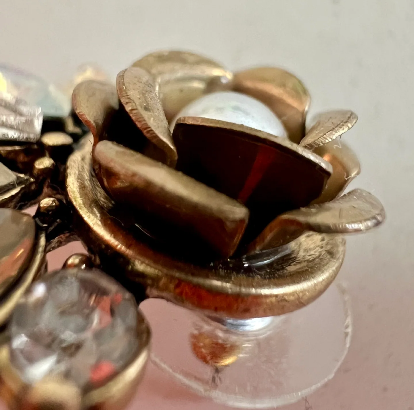 💌 Vintage Bohemian 1960/70’s Rose Earrings image indicator(3)