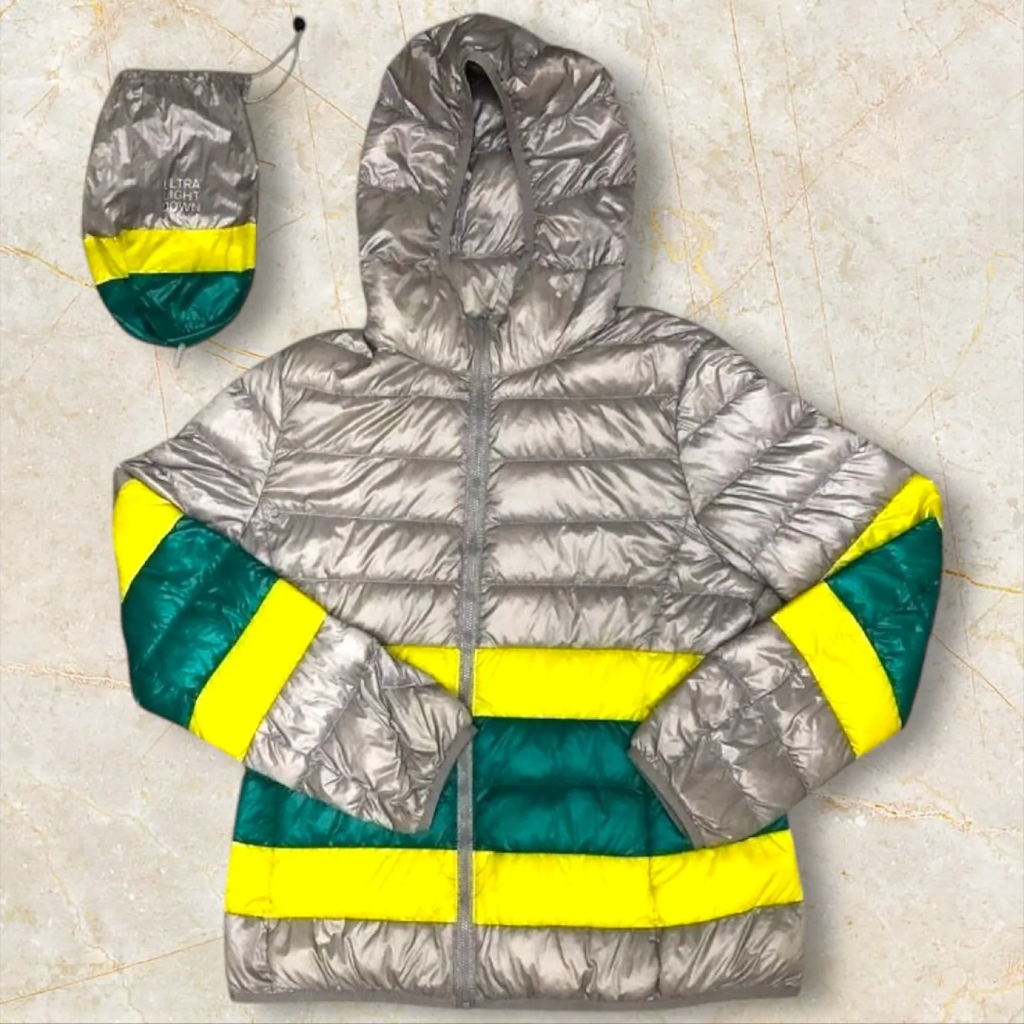 Uniqlo Ultra Light Down Jacket, Small image indicator(2)