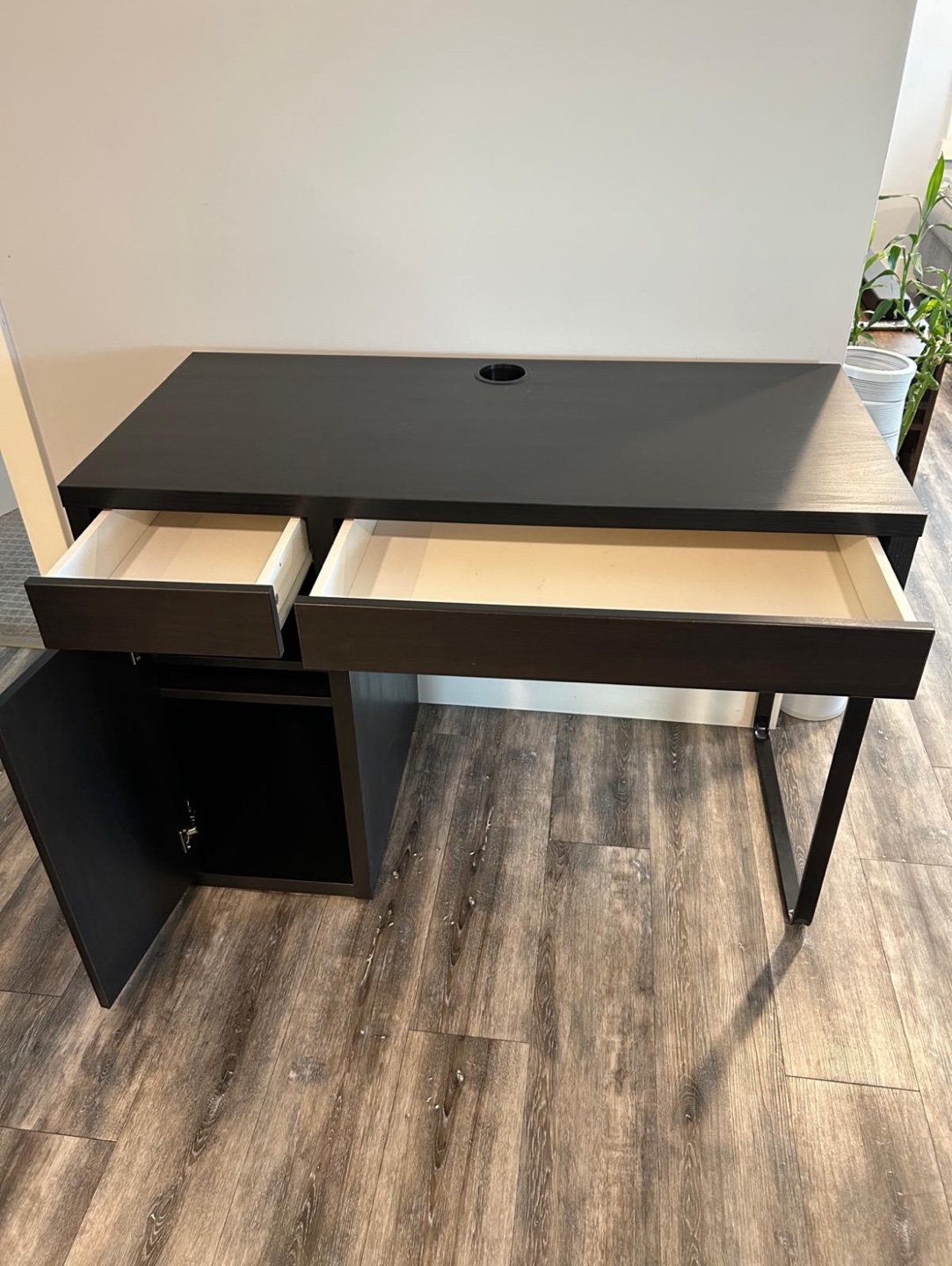 IKEA MICKE Desk - Dark Brown - photo 2