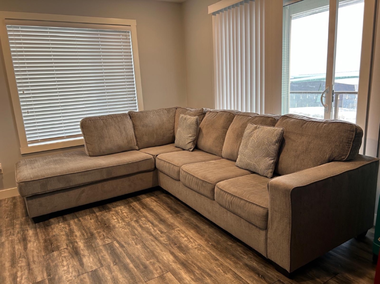 FINAL SALE!! Ashley Grey Sectional