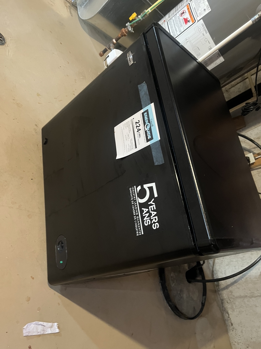 Danby 5 cu. ft. Compact Chest Freezer - photo 2