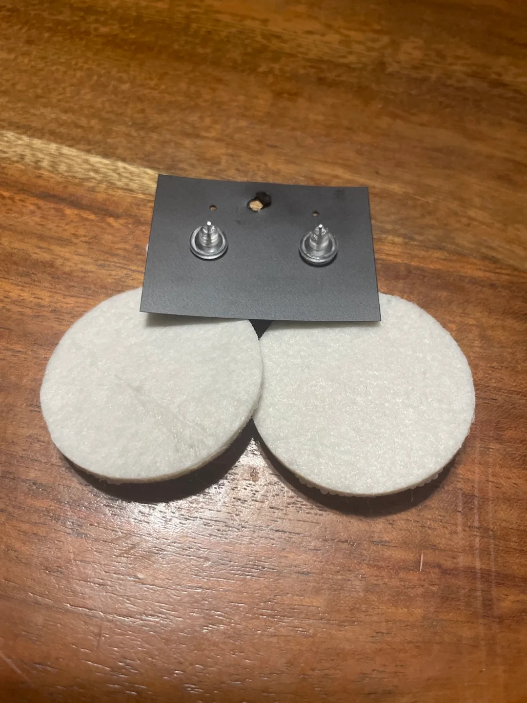 Beaded Heart Earrings image indicator(3)