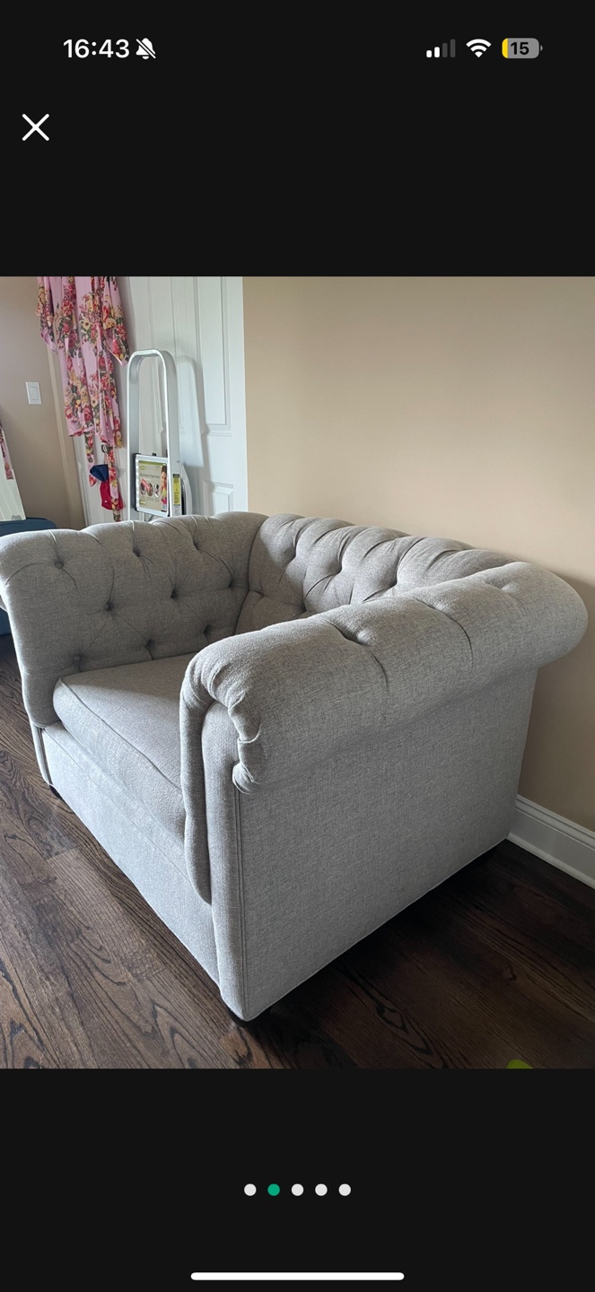 Pottery Barn Chesterfield Roll Arm Chair - Oatmeal - photo 2