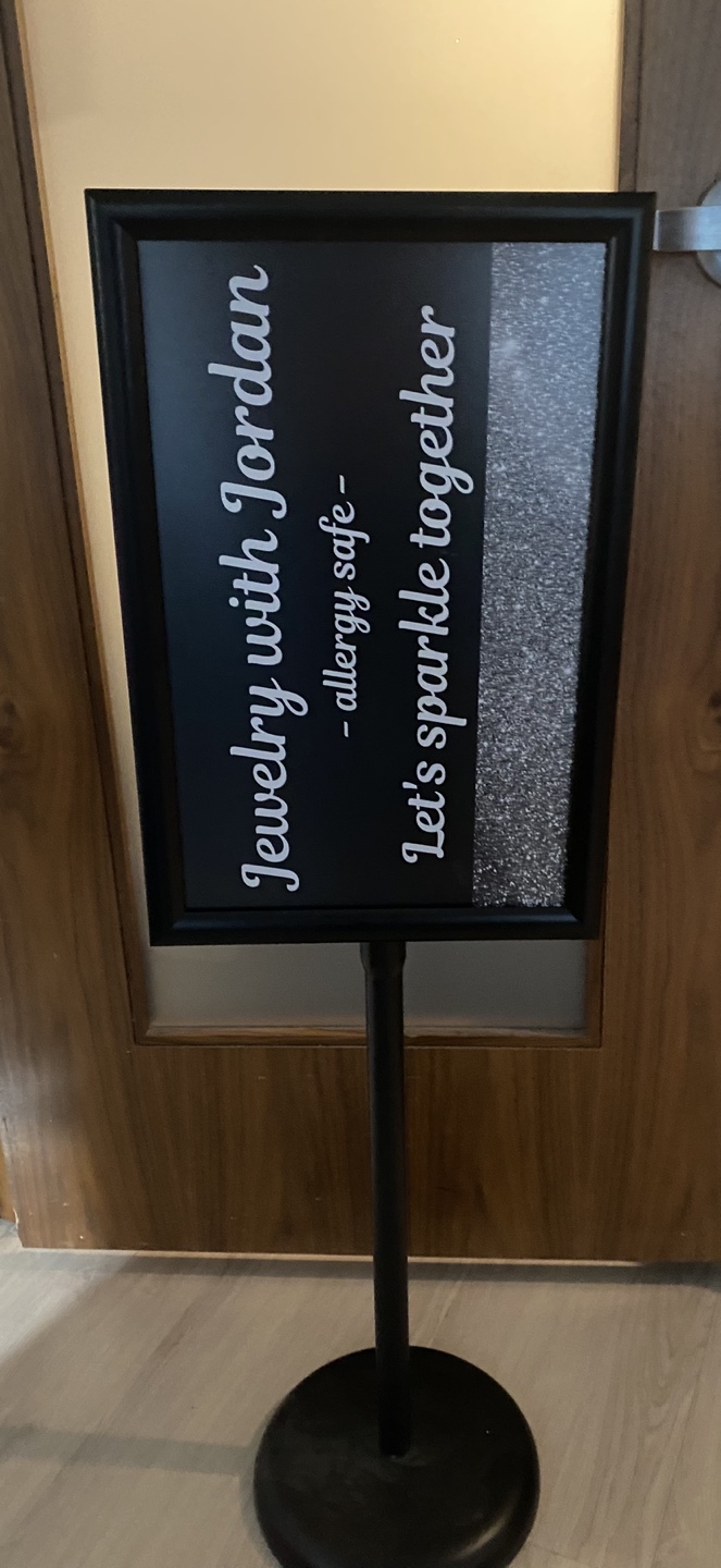 Adjustable Floor Standing Sign Holder - photo 2