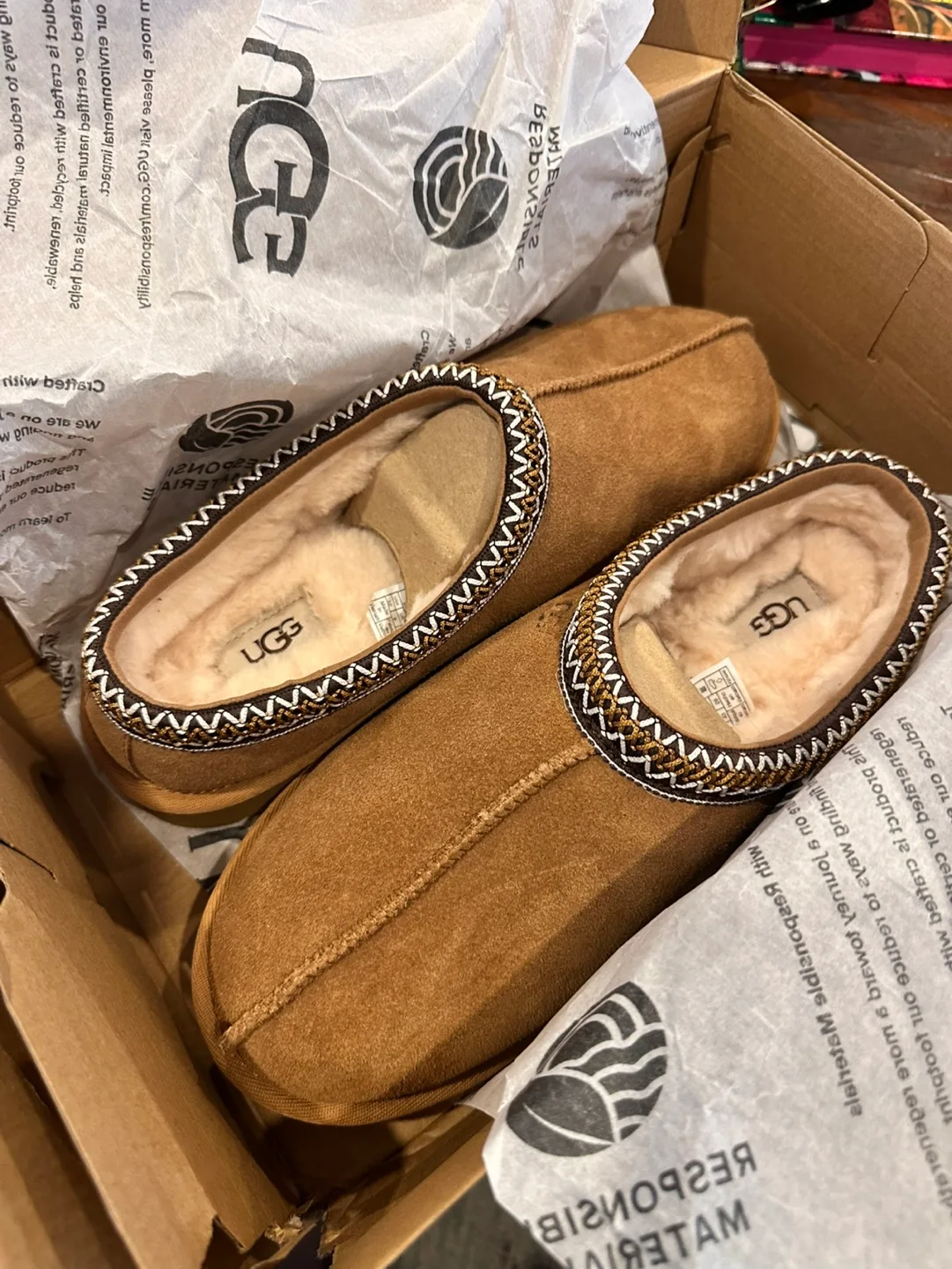Brand New UGG Tasman Slippers - Size 10 Men's image indicator(3)