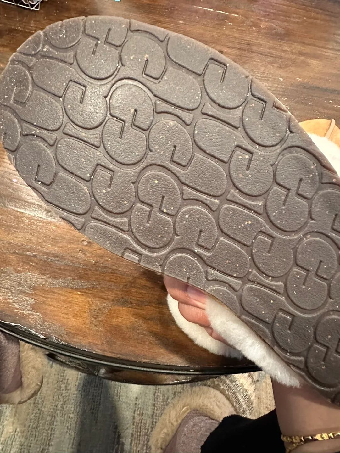 Brand New UGG Scuffette II Slippers - Size 8 - Chestnut image indicator(3)