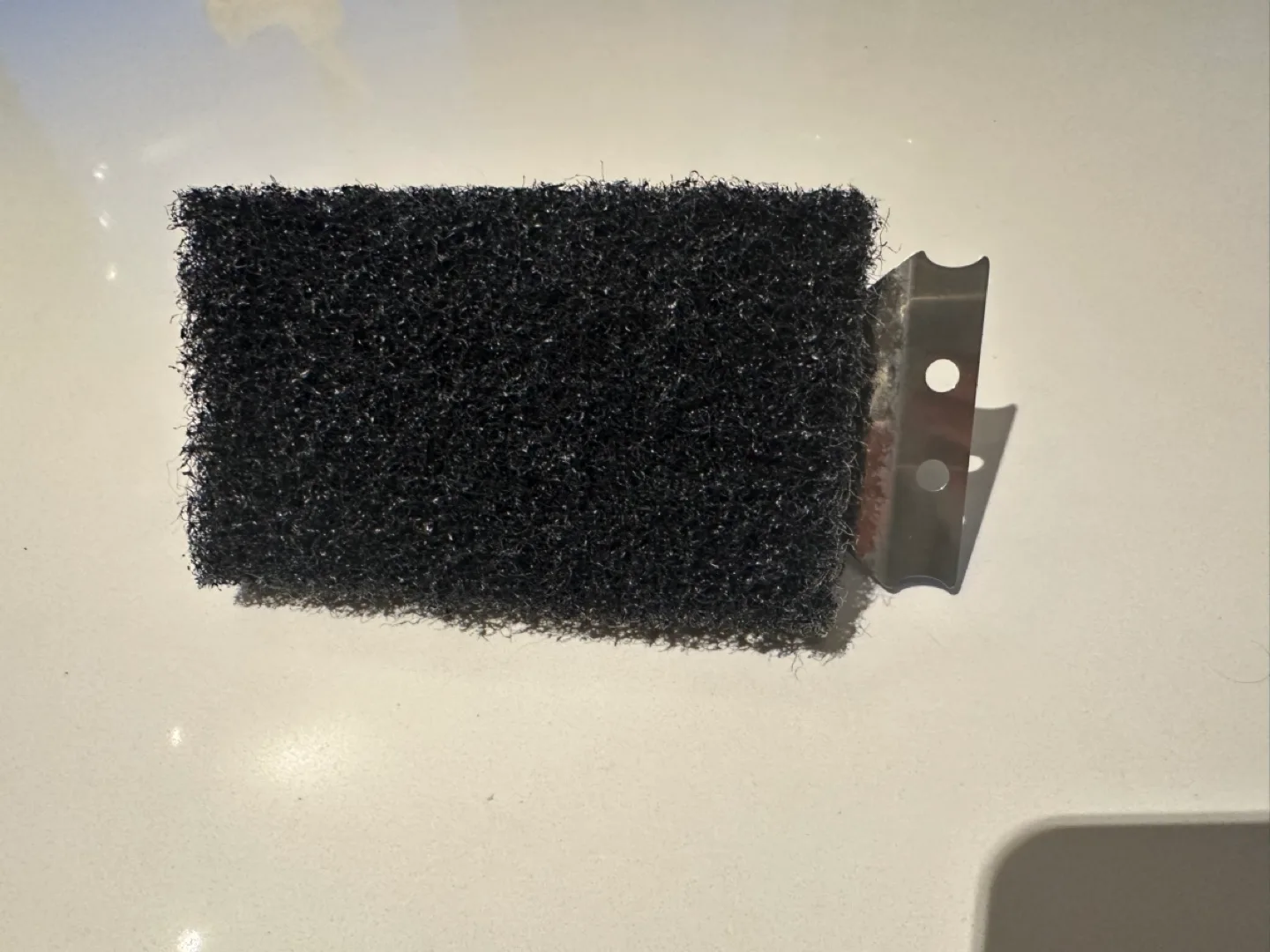 Grill Cleaning Brush and grease magnet image indicator(3)