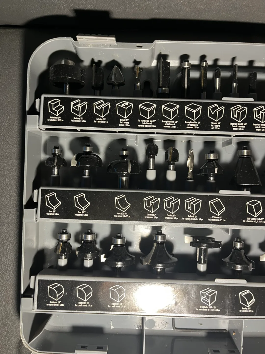 40-Piece Maximum Router Bit Set image indicator(3)